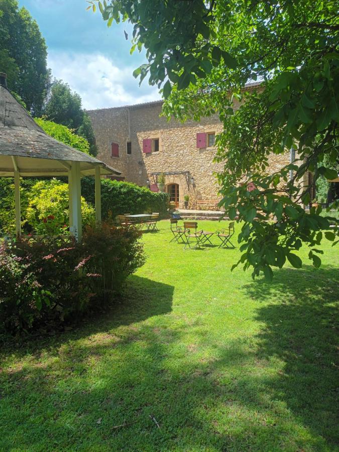 Bed and Breakfast Le Vieux Moulin De Jouques Exterior foto
