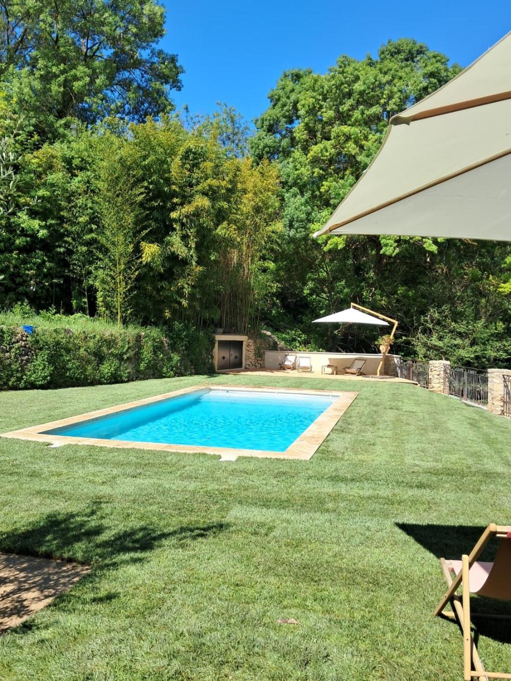 Bed and Breakfast Le Vieux Moulin De Jouques Exterior foto